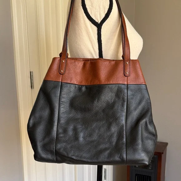 Brighton Black and Brown Leather purse - Picture 6 of 16